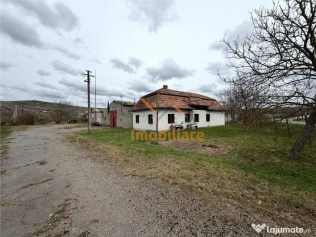 HALE INDUSTRIALE | CLADIRE BIROURI | TEREN 7000 MP | GHEGHIE - Gheghie (Bihor)