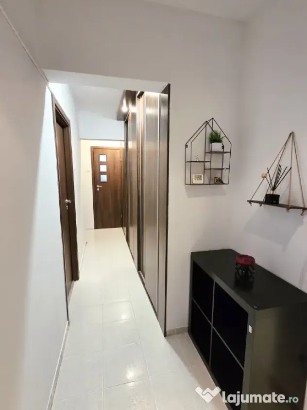 Inchiriere apartament 3 camere Mega Mall, Sos. Pantelimon