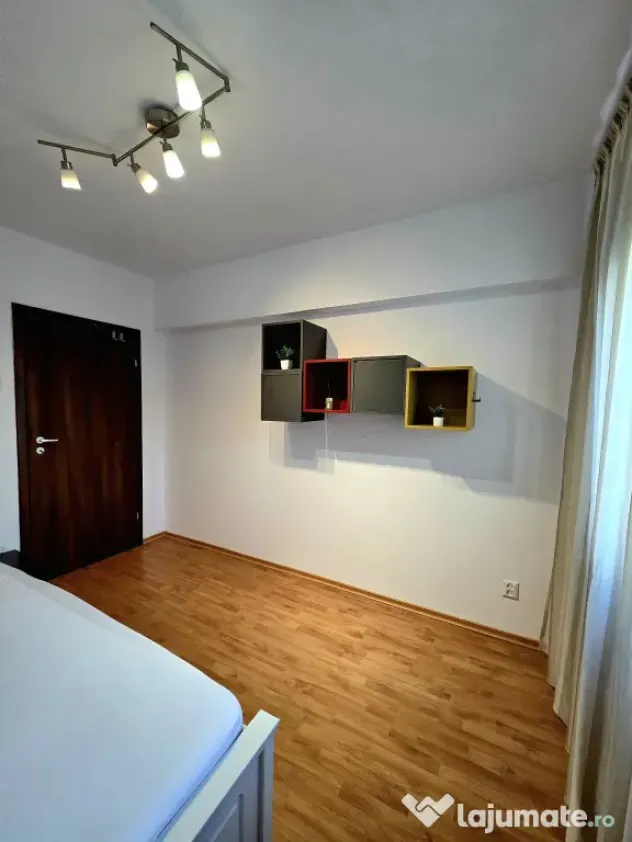 Inchiriere apartament 3 camere Mega Mall, Sos. Pantelimon