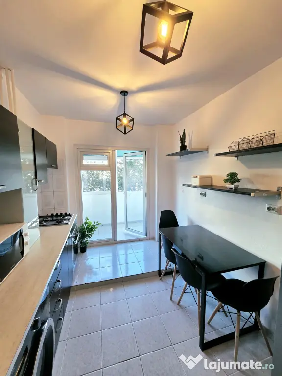 Inchiriere apartament 3 camere Mega Mall, Sos. Pantelimon