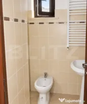Apartament cu 3 camere pe două niveluri, Burdujeni, 57 mp 