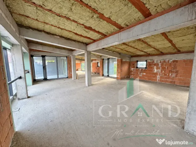 DE ÎNCHIRIAT–Spațiu Comercial/Birouri/Clinică–162 mp - Floresti (Cluj)