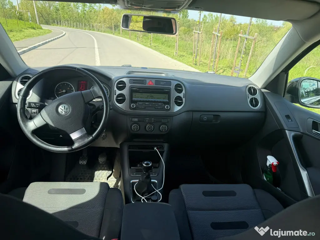 VOLKSWAGEN Tiguan 2009 — imagine 9