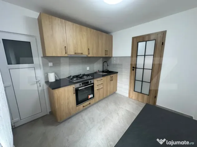 Apartament 3 camere | Zona Centrala | Boxa + Balcon | 72mp - Bistrita (Bistrita-Nasaud)