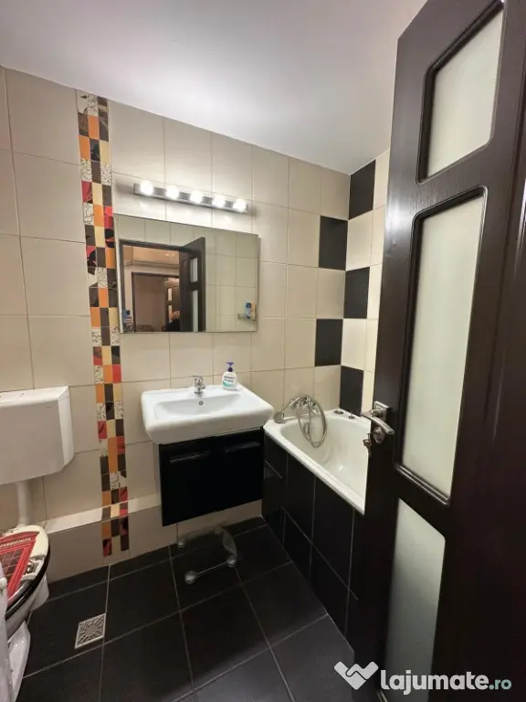 Garsoniera Metrou Brancoveanu 40mp - Bucuresti (Bucuresti-Ilfov)