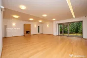 Vilă 7 Camere | 307 MP | Grădină & Terase | Garaj | Băne 
