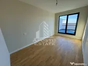 Penthouse cu 3 camere si terasa de 119 mp , zona Torontalului 