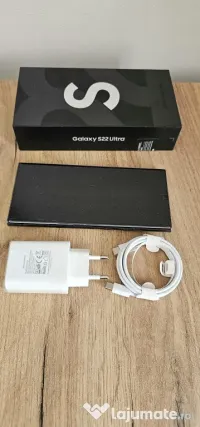 Samsung Galaxy S22 Ultra 5G - 12gb ram 256gb stocare 84% baterry life 
