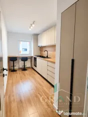 Apartament de vanzare 2 camere decomandate, Sesul de Sus, Fl 