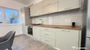 Casa de tip triplex cu 3 camere, in Dumbravita. 