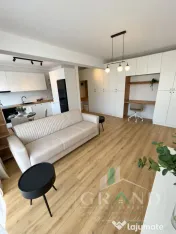 Apartament 2 camere | Semidecomandat | Parcare | Floresti