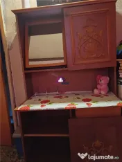 1 camera dintr-un apartament cu 3 camere. 