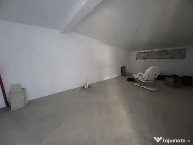 Spatiu comercial de inchiriat - 160mp - terasa 40mp, Eroilor - Floresti (Cluj)