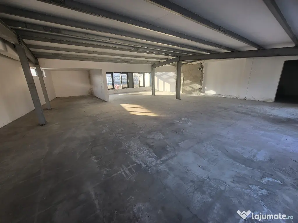 Spatiu comercial de inchiriat - 160mp - terasa 40mp, Eroilor - Floresti (Cluj)
