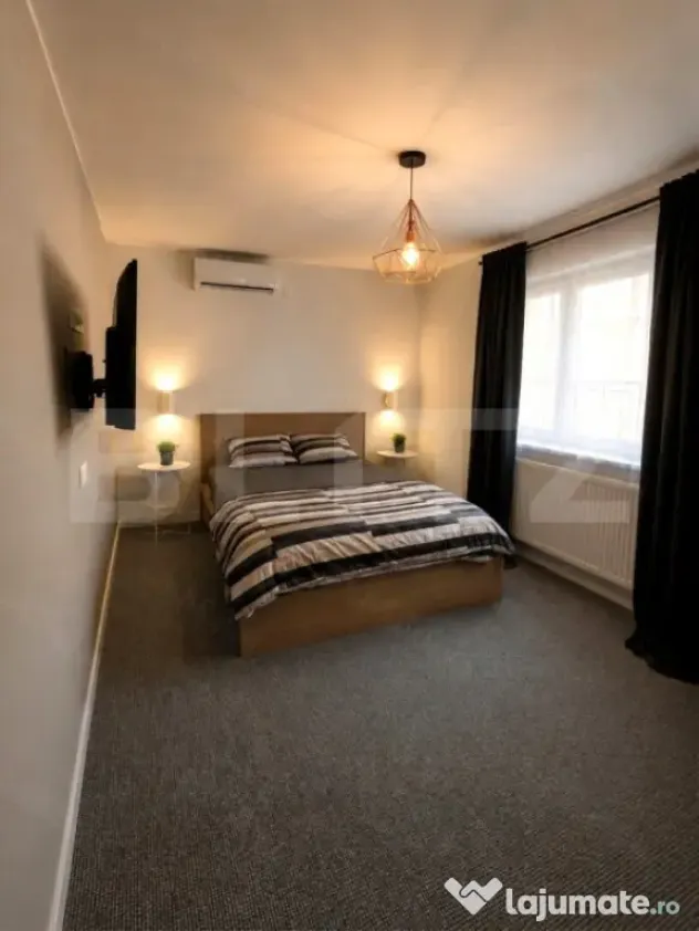 Apartament ultracentral de vânzare - zona pietonală - Oradea (Bihor)