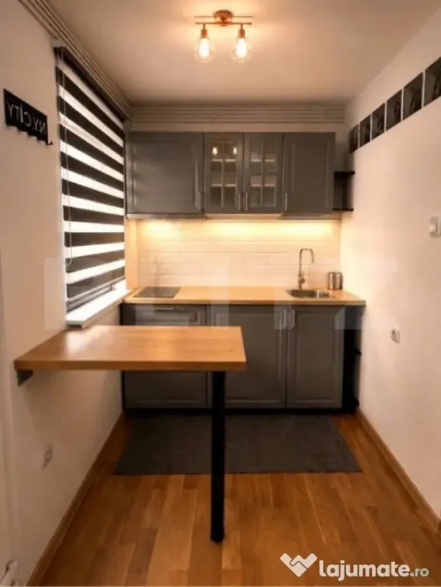 Apartament ultracentral de vânzare - zona pietonală - Oradea (Bihor)