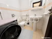 Apartament de inchiriat 3 camere mobilat utilat in zona cent 