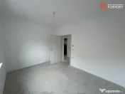 Duplex pe parter cu 3 camere - Mosnita Veche