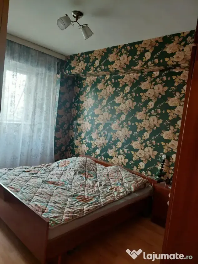 4 camere Piața Iancului decomandat, et. 2, an 1978, metrou, - Bucuresti (Bucuresti-Ilfov)