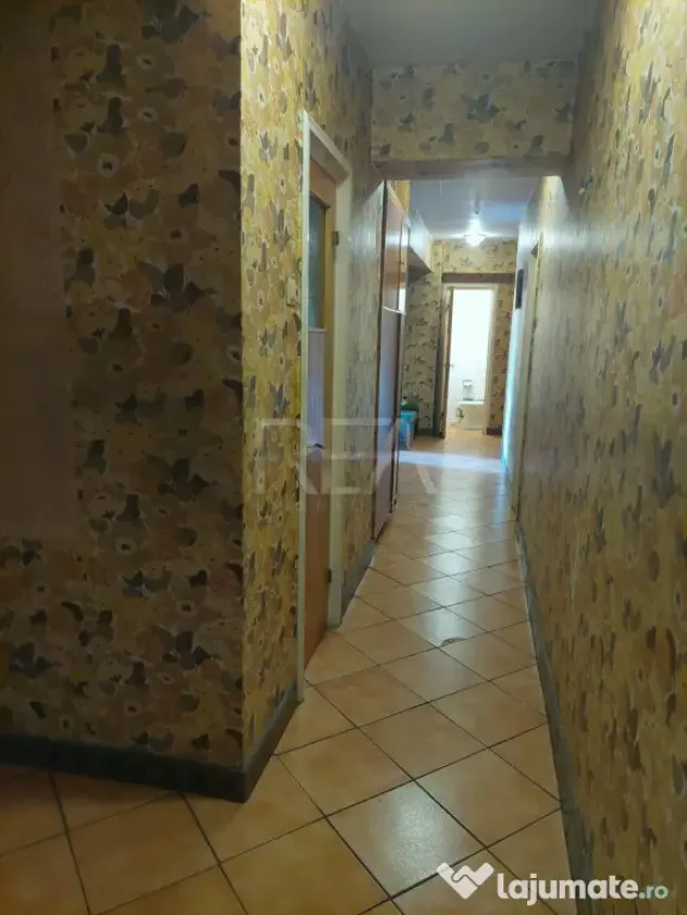 4 camere Piața Iancului decomandat, et. 2, an 1978, metrou, - Bucuresti (Bucuresti-Ilfov)