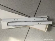 Suporturi pliabile pentru rafturi sau masa (console) 