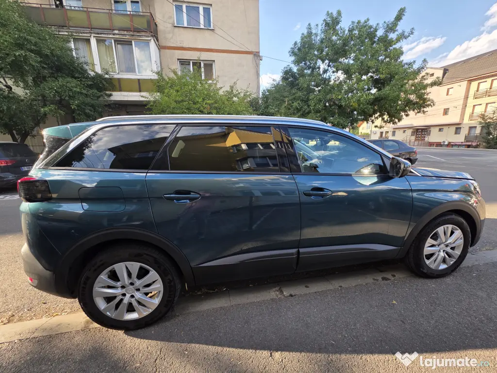 PEUGEOT 5008 , automat ,diesel, stare foarte buna .7 locuri. TVA INCLUS