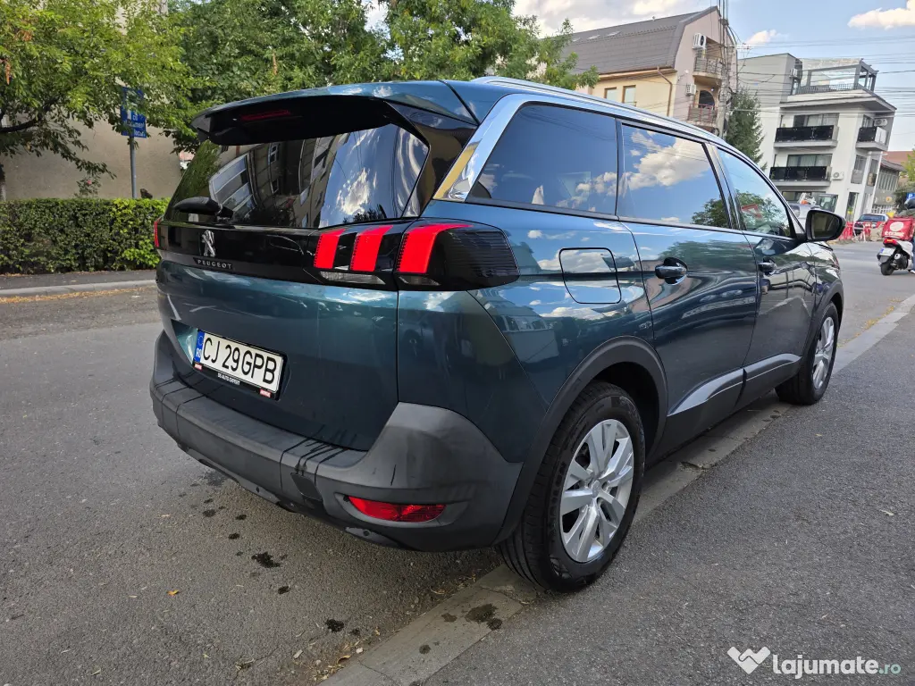 PEUGEOT 5008 , automat ,diesel, stare foarte buna .7 locuri. TVA INCLUS