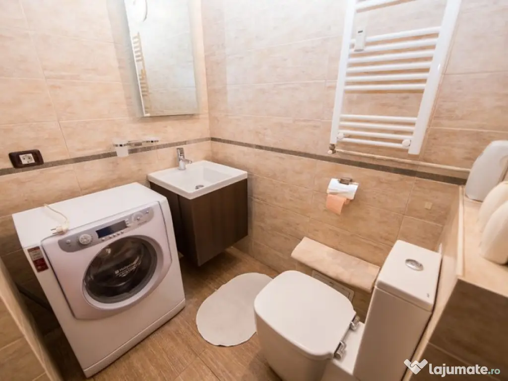 Decebal, Apartament 3 camere proaspat zugravit.