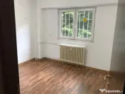 Nemobilat,Ap.3 cam,Splaiu Unirii 