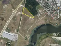 Teren Strada Aeroportului langa padure