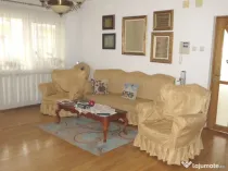 Zona Mihai Bravu imobil 8 camere curte generoasa