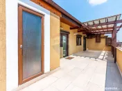 Apartament cu 3 camere de vânzare în zona Jiului 