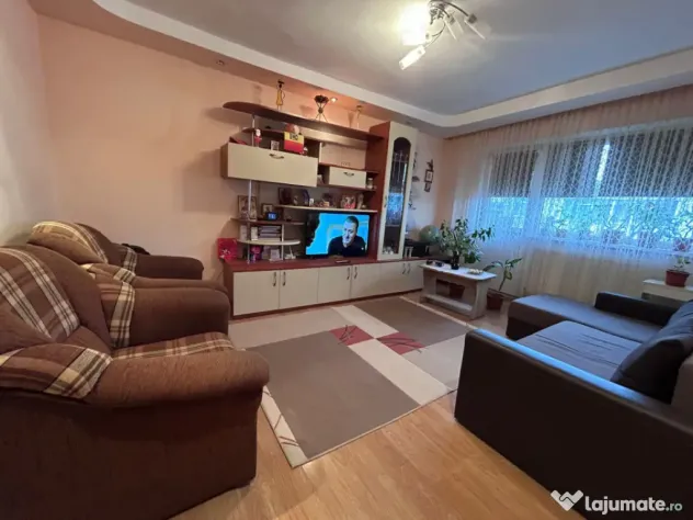 Apartament 2 camere confort 1 decomandat, zona Obor.