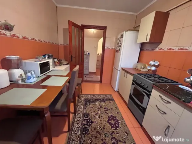 Apartament 2 camere confort 1 decomandat, zona Obor.