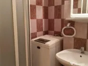 Apartament o camera decomandat 