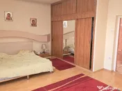 Casa de locuit sau pentru pensiune Deva, 22 Decembrie, SC: 750 mp 