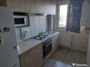 De inchiriat apartament o camera 