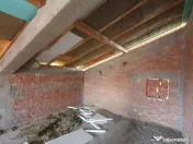 PAULESTI z.Cocosesti- zona buna, P+1E la rosu la 100000 eu 