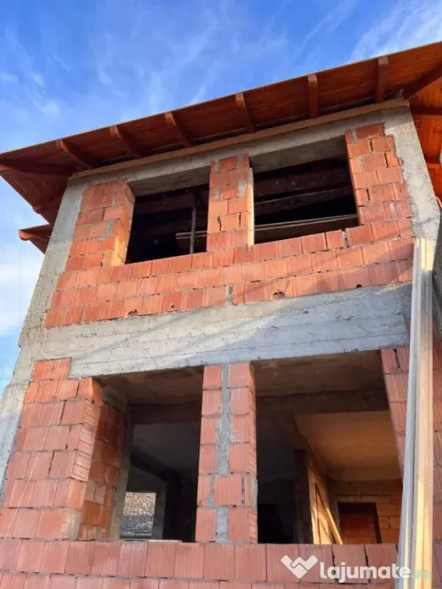 Casa la rosu in Semlac - ID : RH-39528-property
