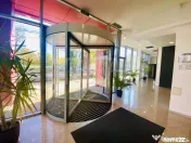 Cladire de birouri moderna P+2 cu terasa, depozit, parcare, 