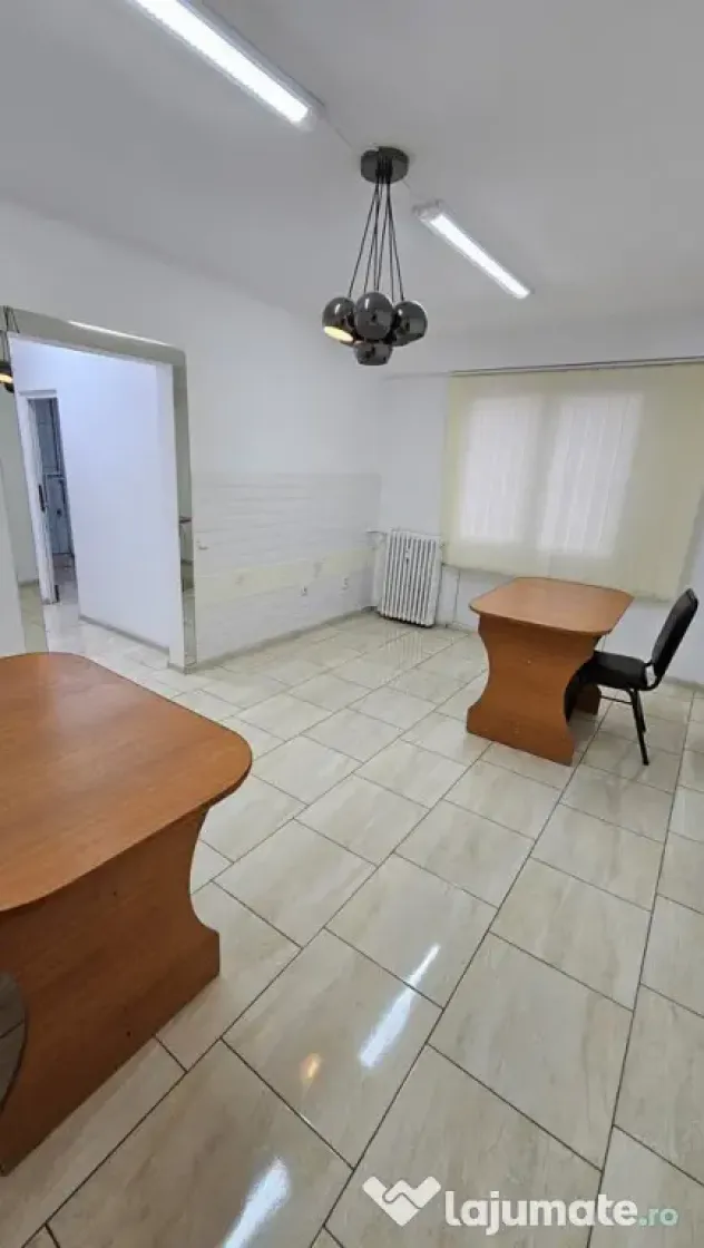 ULTRACENTRAL - 2 cam, cf1,sd,1/4 , liber,intabulat-65000 eur