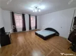 Apartament la casa cu 2 camere si pivnita in Centrul Istoric