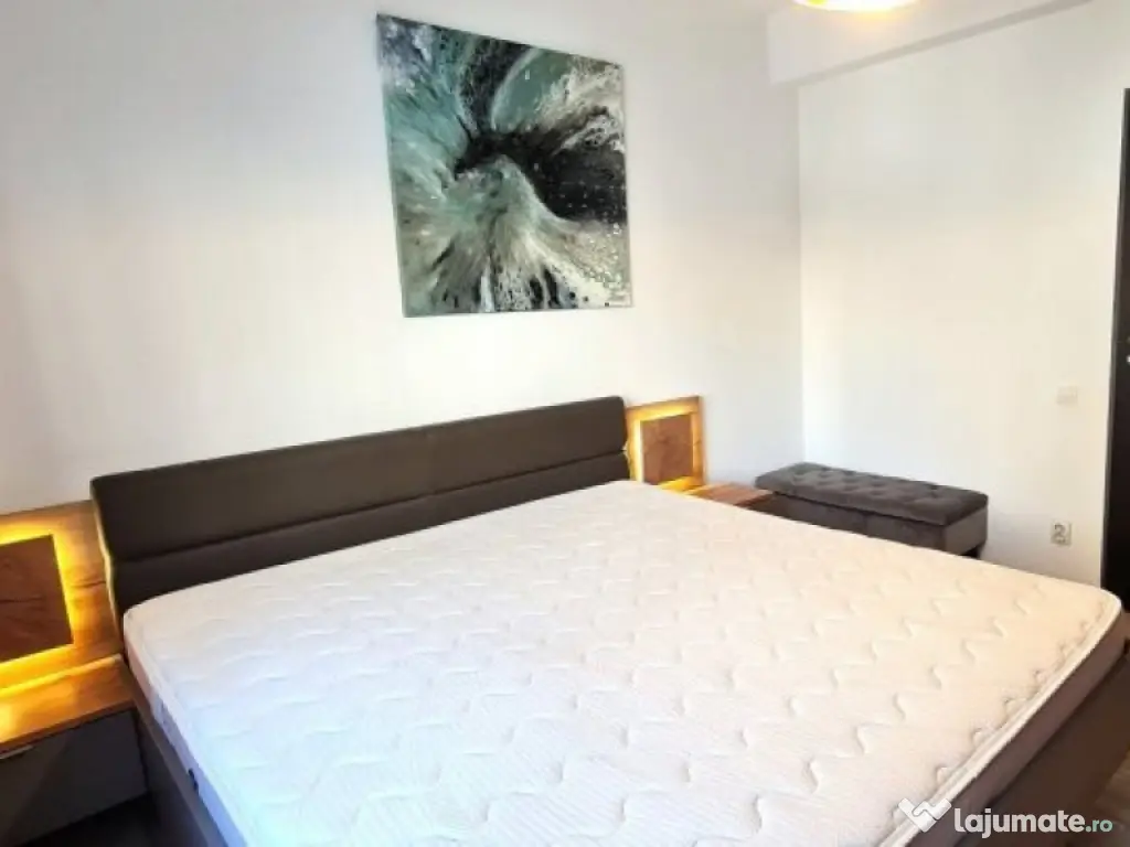 Decebal apartament 3 camere Bloc 2013 - Complet Renovat