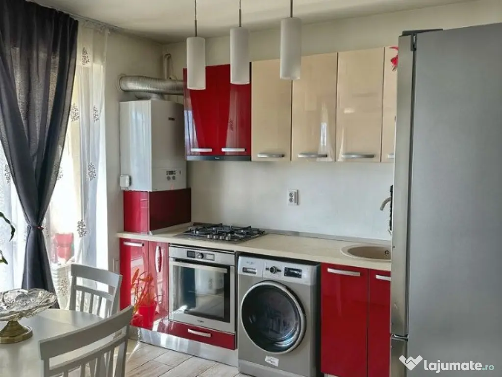 Garsoniera km 0, ultracentral , langa mag.Sora si mag.Central