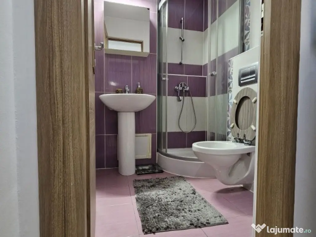 Garsoniera km 0, ultracentral , langa mag.Sora si mag.Central