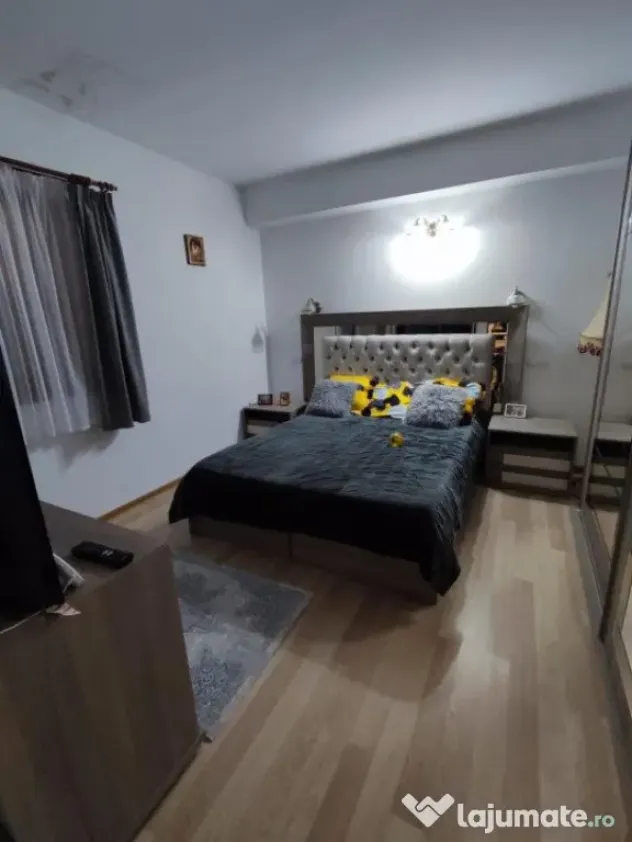 Penthouse cu priveliste, 4 camere 120 mp terasa 80 mp, ansam