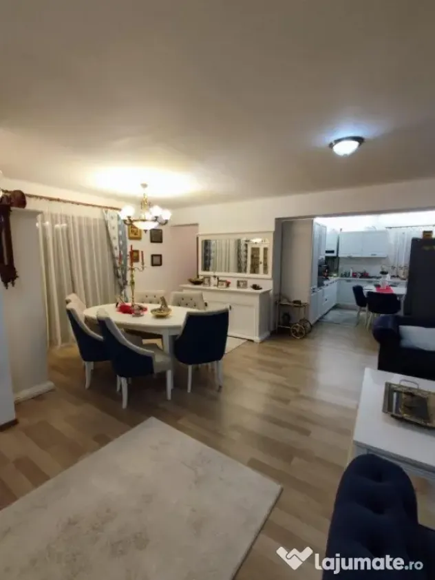 Penthouse cu priveliste, 4 camere 120 mp terasa 80 mp, ansam
