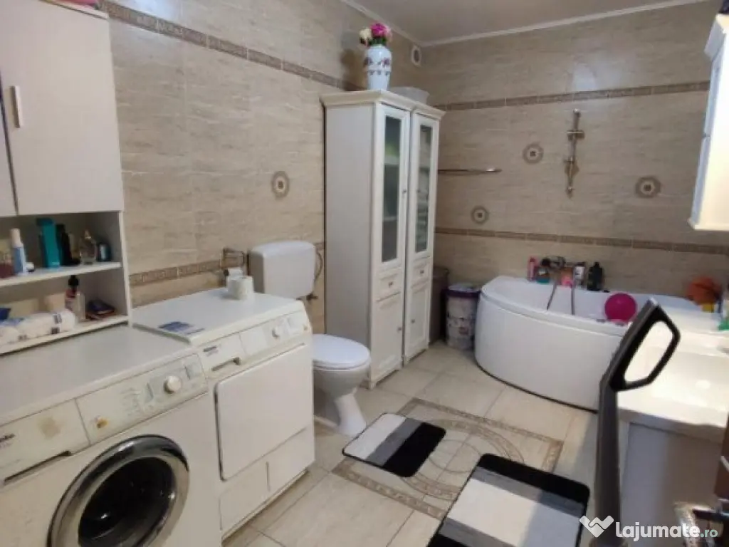 Penthouse cu priveliste, 4 camere 120 mp terasa 80 mp, ansam