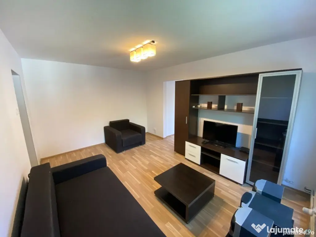 Inchiriez apartament cu 3 camere in Gheorgheni