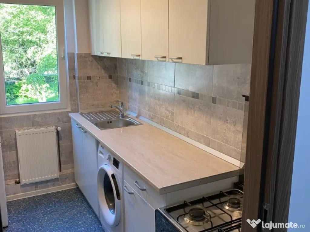 Inchiriez apartament cu 3 camere in Gheorgheni